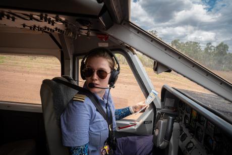 Mel Higgins taxiing to take-off
